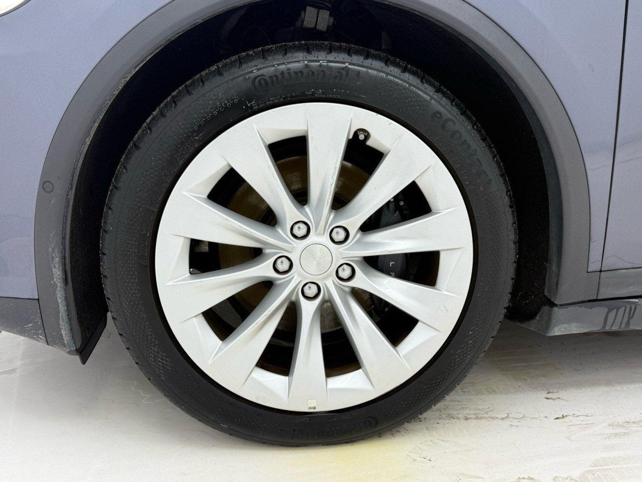 Tesla Model X 2020