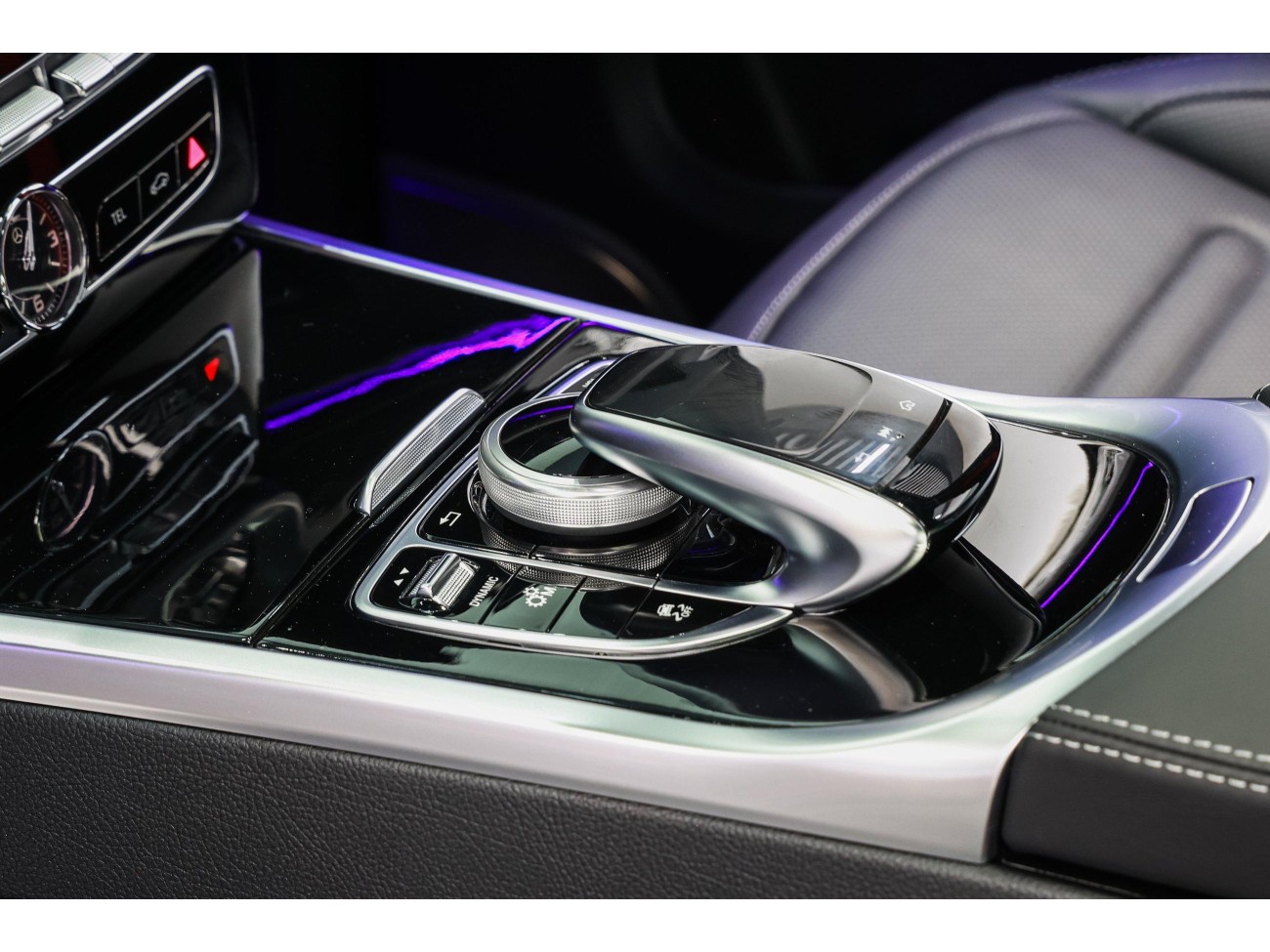 Mercedes-Benz G400d 2024