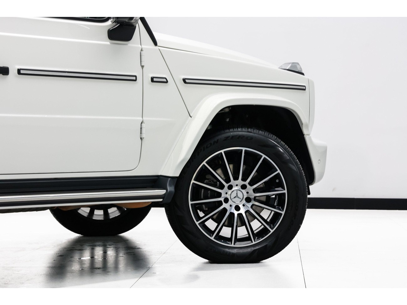 Mercedes-Benz G400d 2024