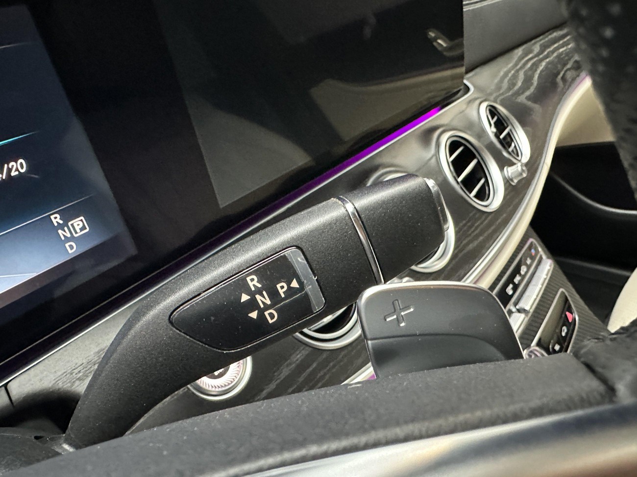 Mercedes-Benz E200L 2016