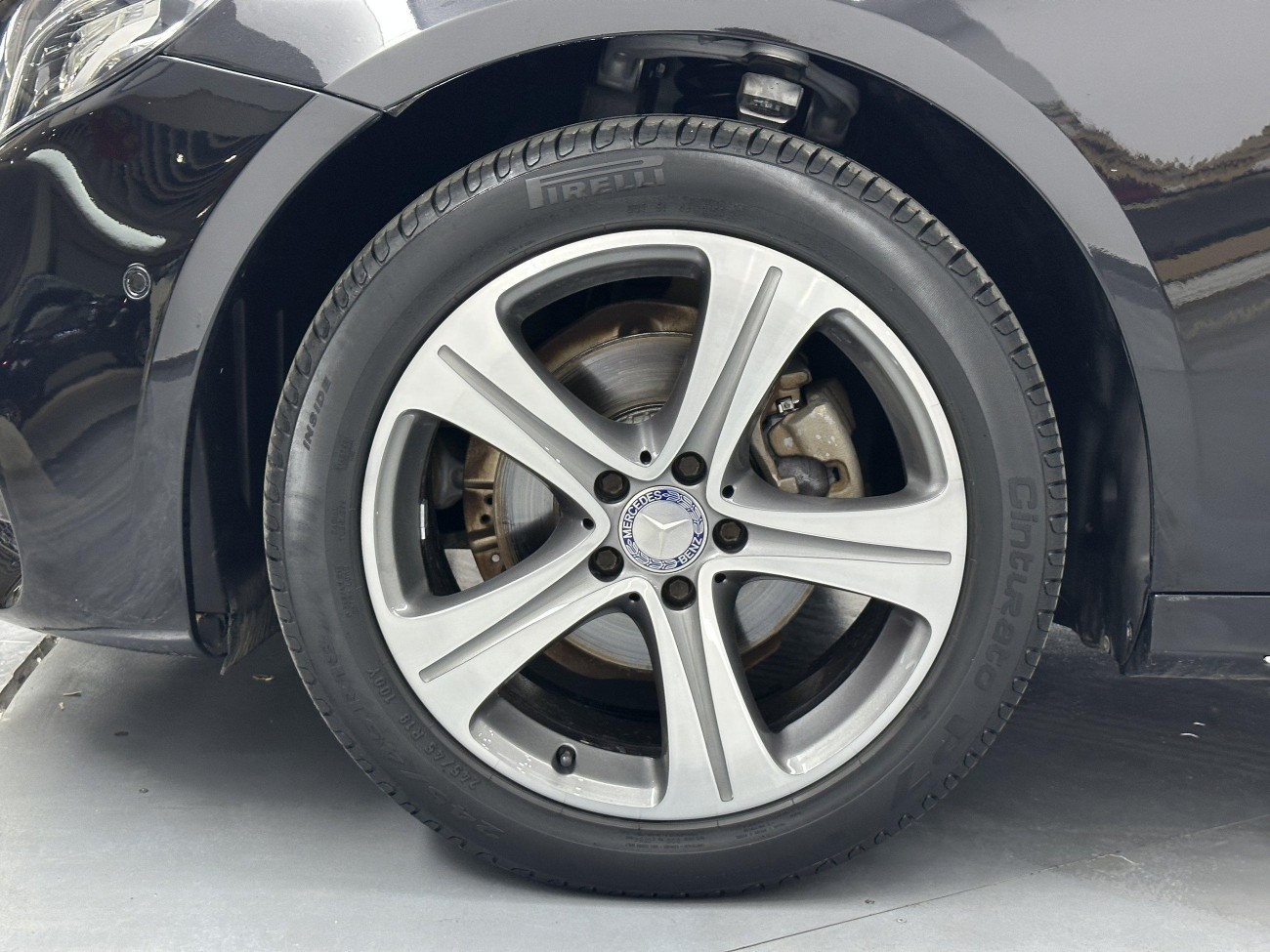 Mercedes-Benz E200L 2016