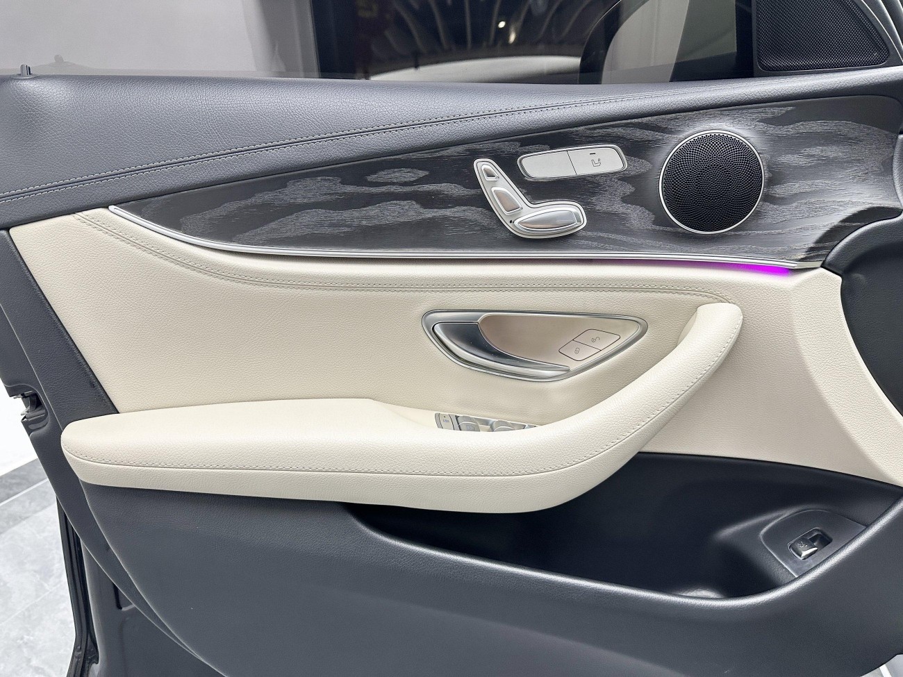 Mercedes-Benz E200L 2016