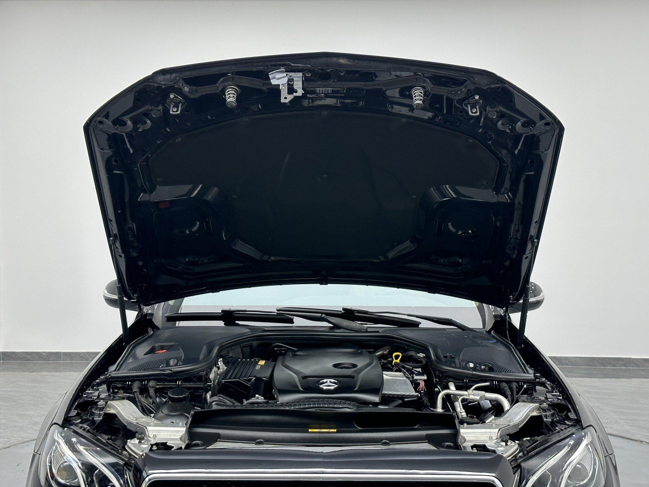 Mercedes-Benz E200L 2016