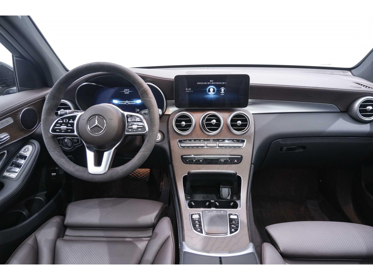 Mercedes-Benz GLC 260 L 2022