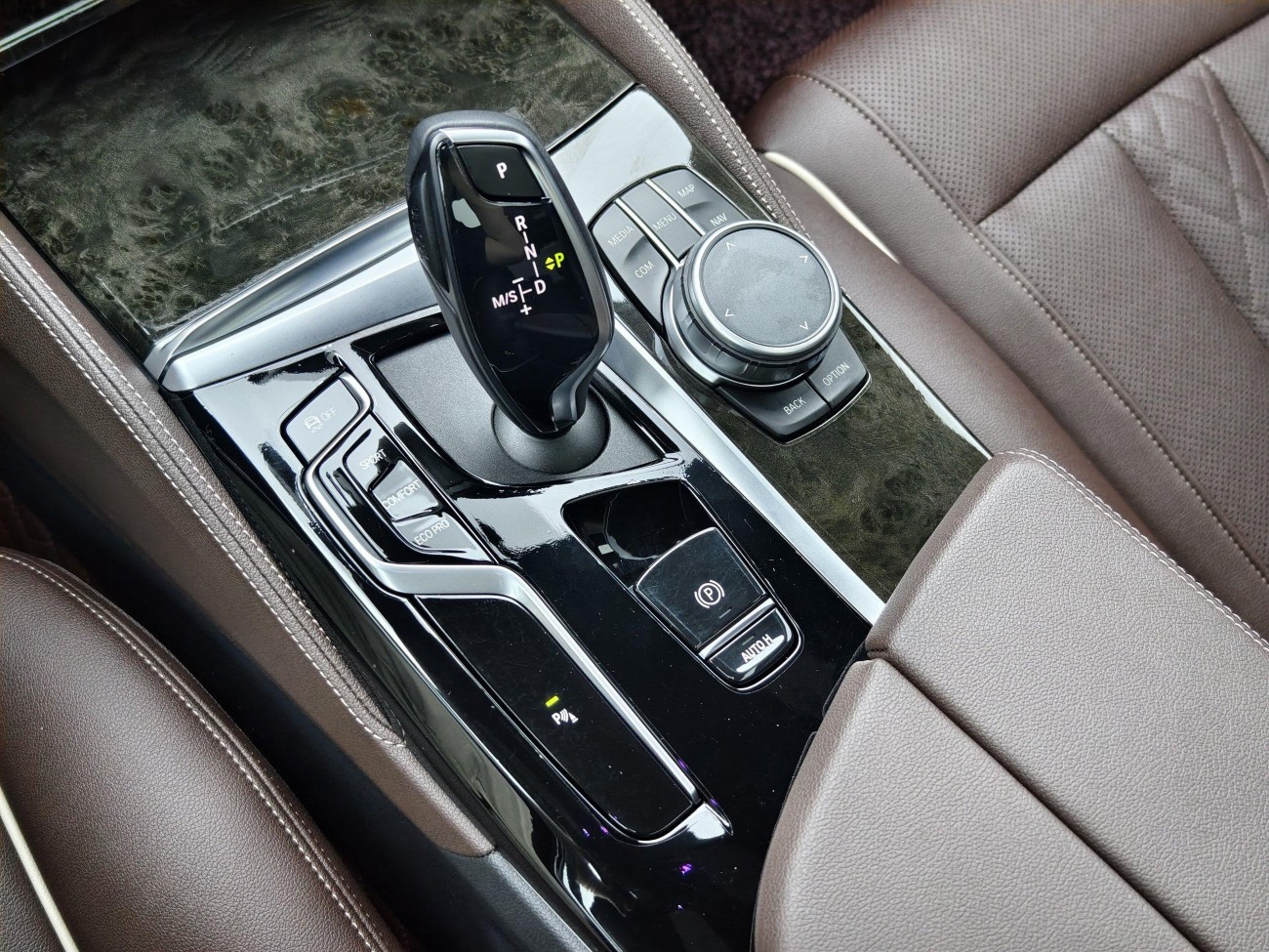 BMW 530Li 2022