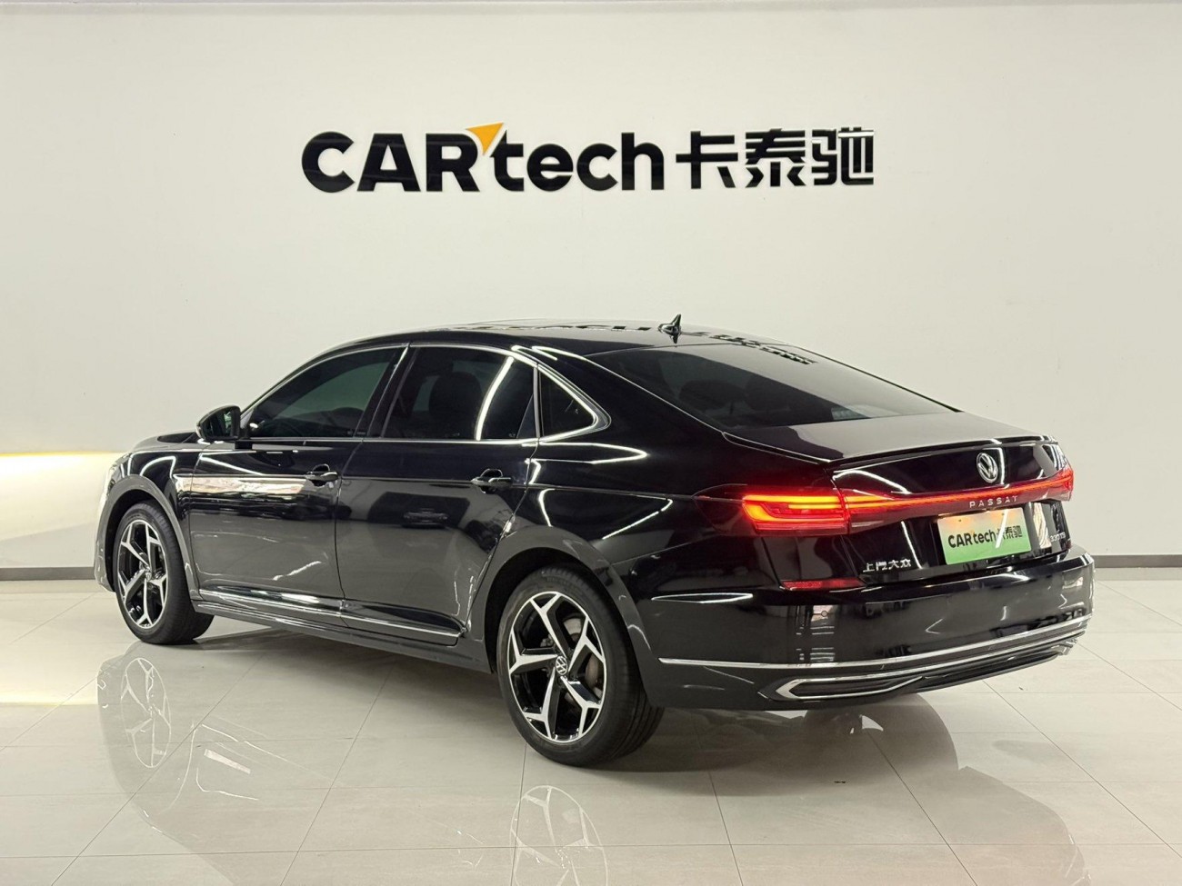 Volkswagen Passat 2024