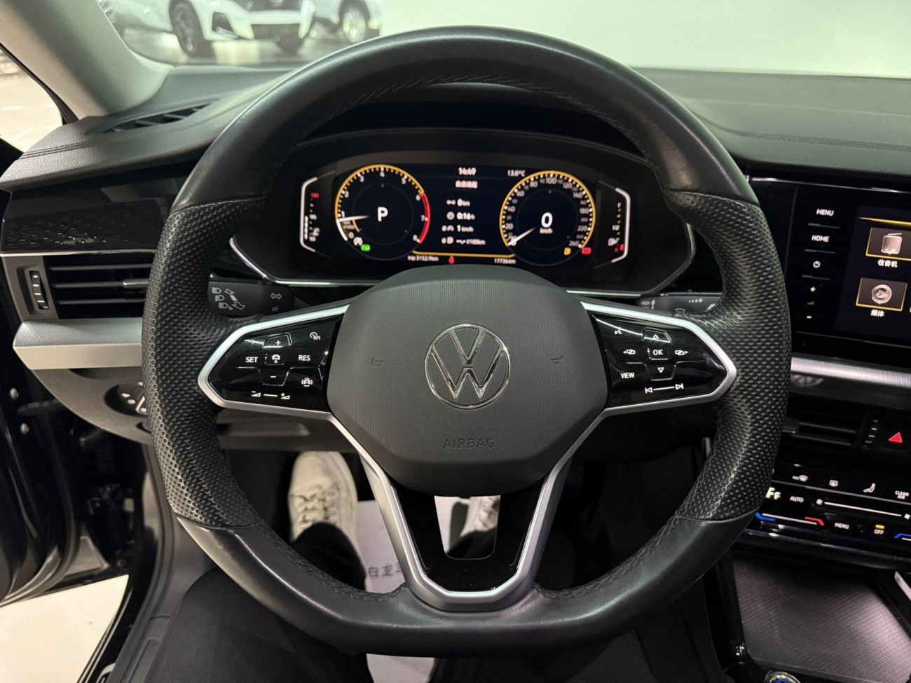 Volkswagen Passat 2024