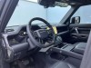 Land Rover Defender 2024