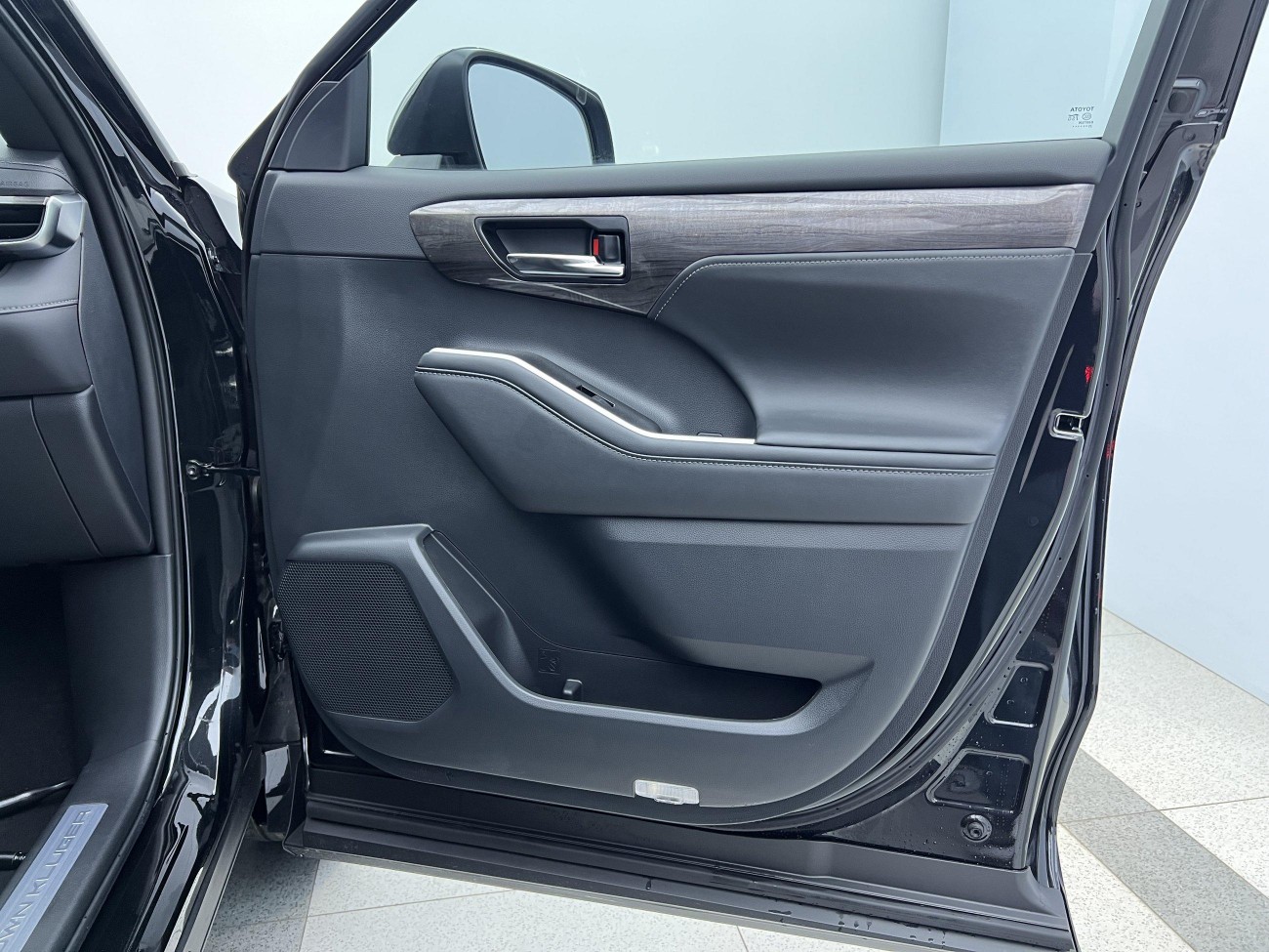 Toyota Crown 2024