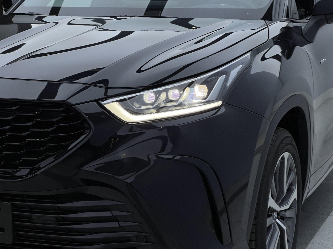 Toyota Crown 2024