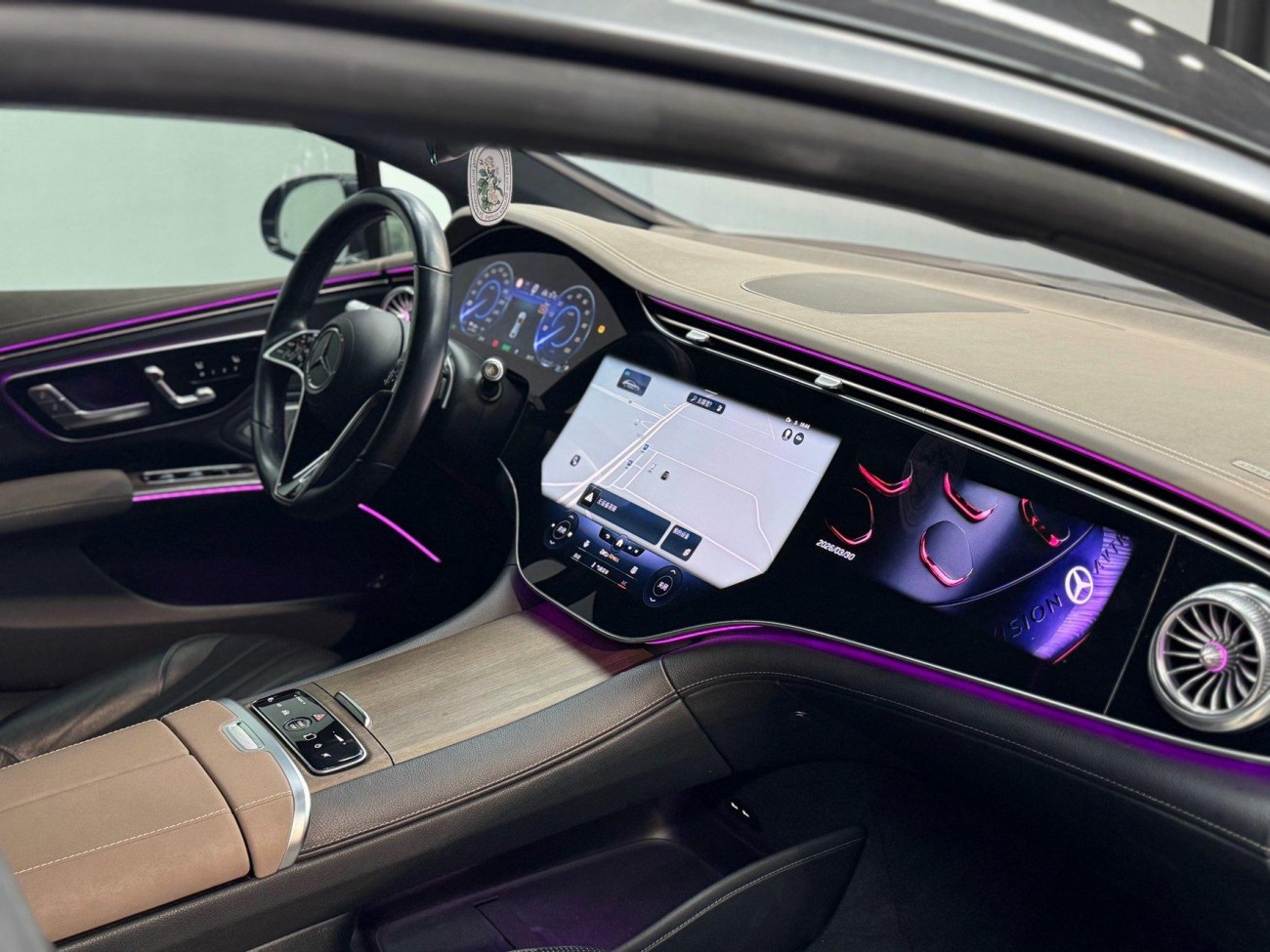 Mercedes-Benz EQS 2024