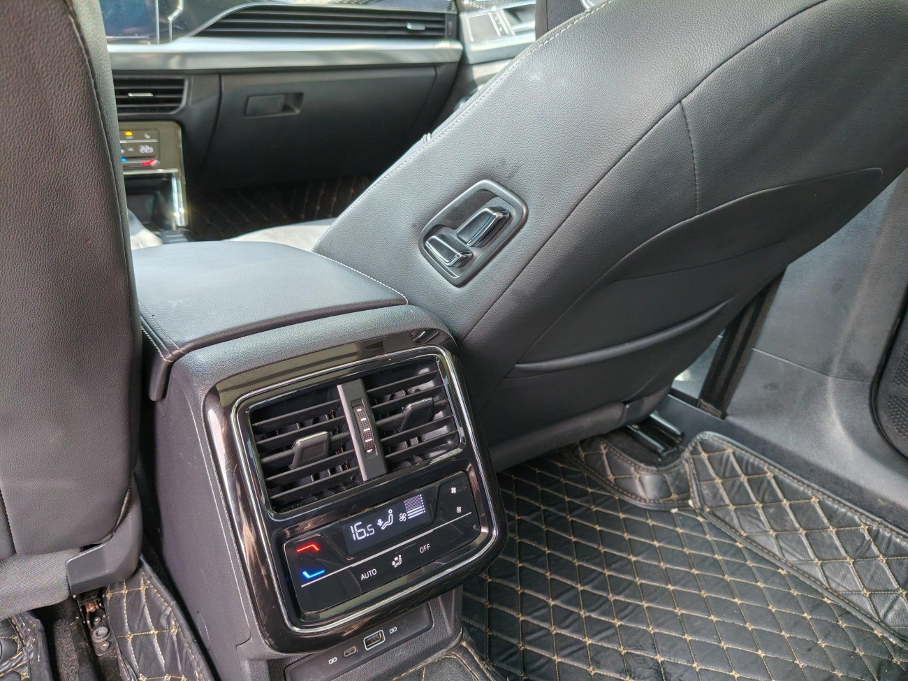 Volkswagen Passat 2022