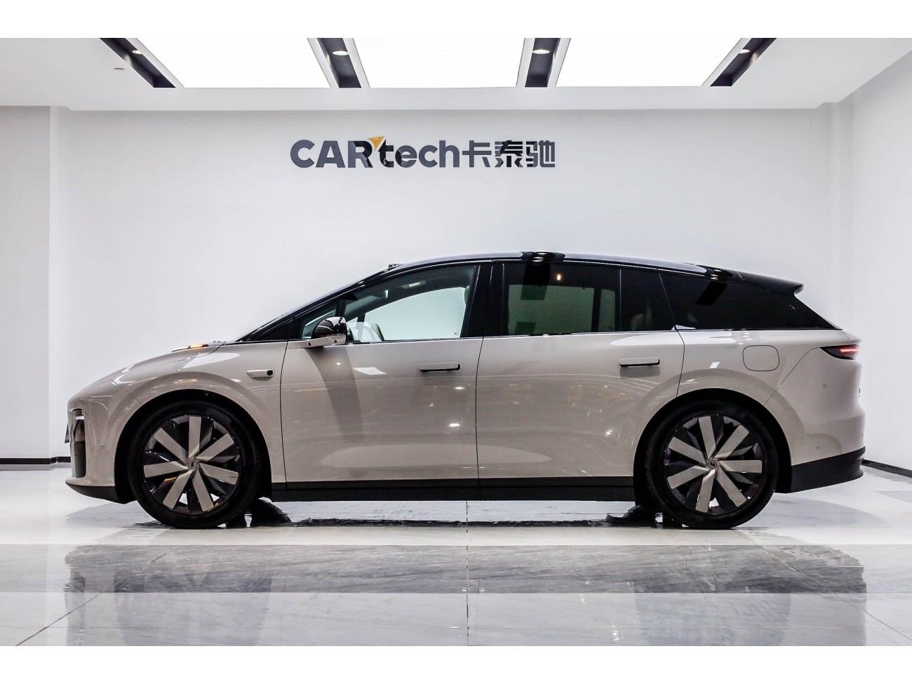 Li Auto i6 2025