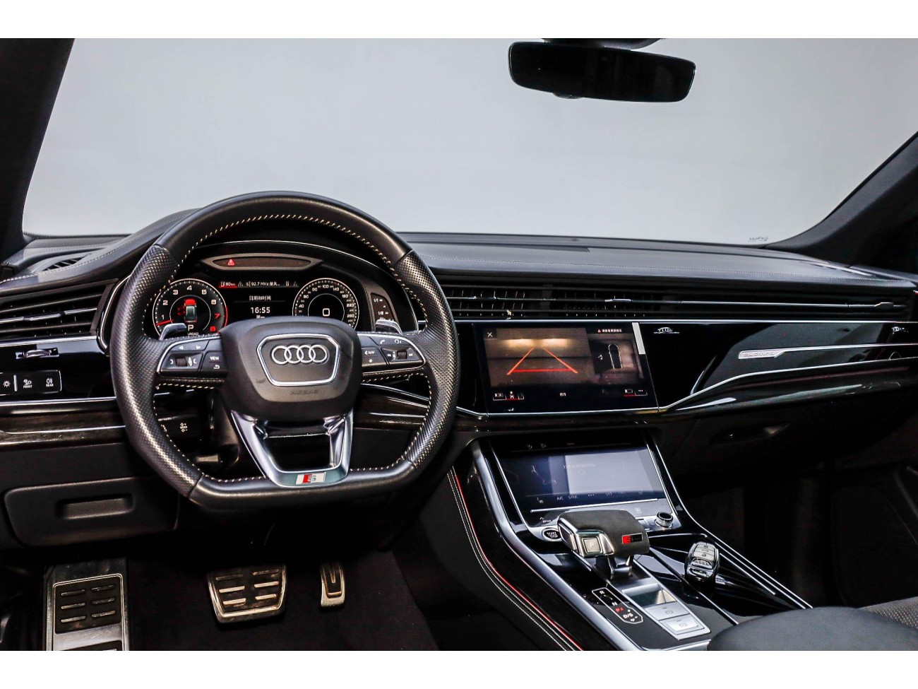 Audi Q8 55 TFSI 2021