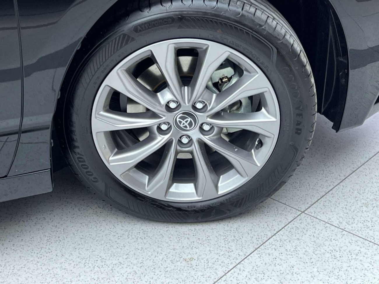 Toyota Avalon 2024