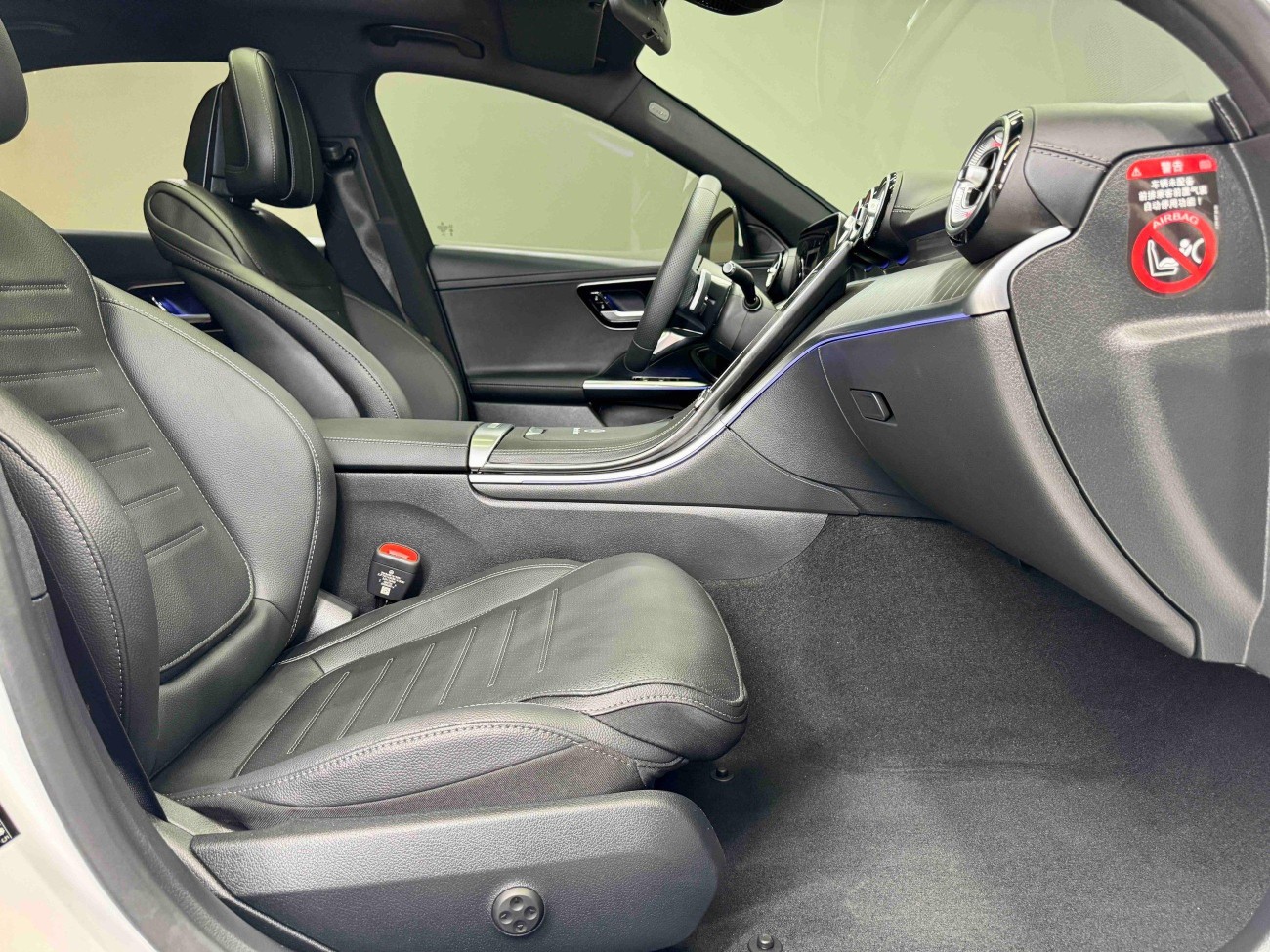 Mercedes-Benz C 260 L 2025