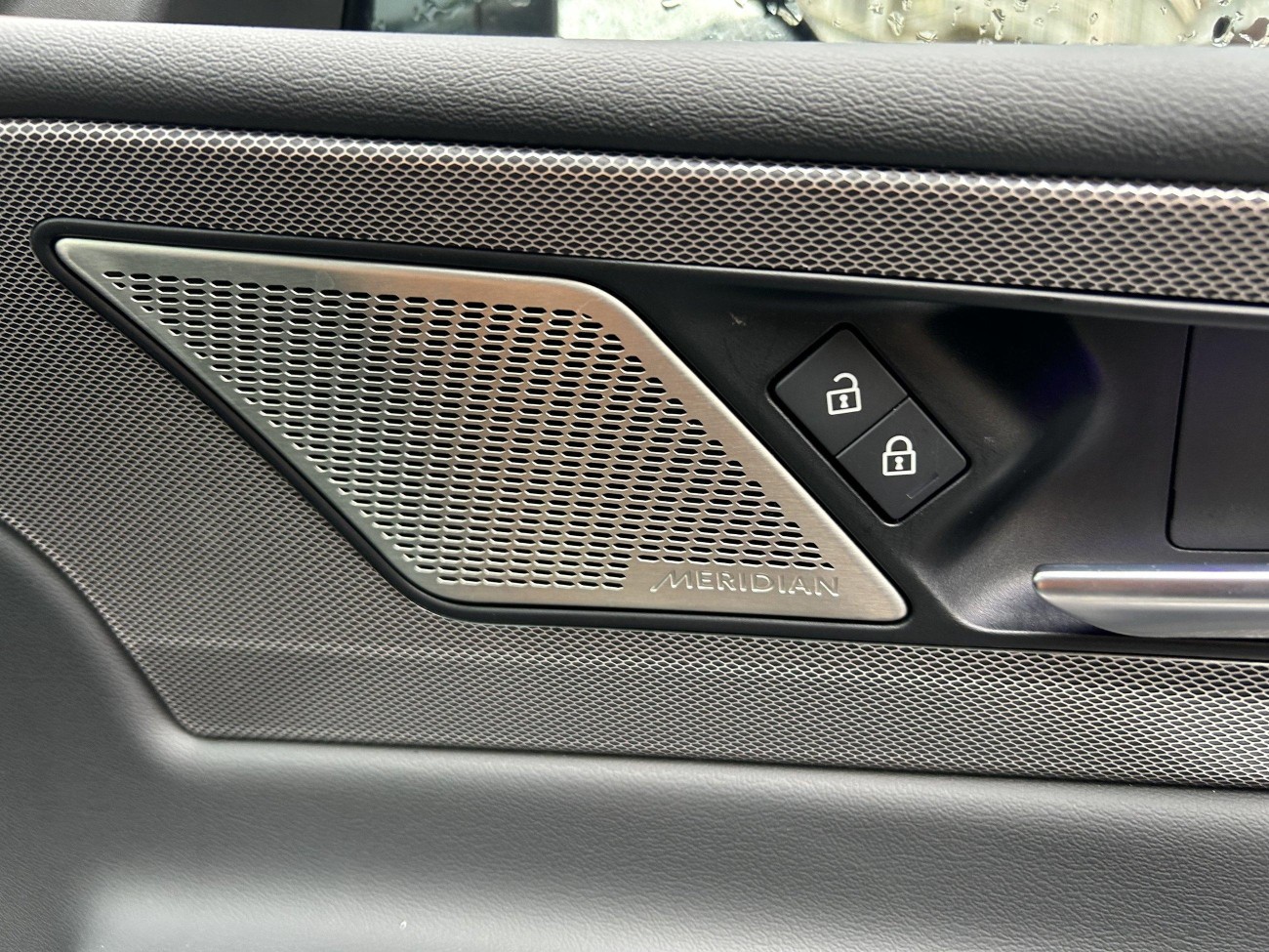 Jaguar XEL 2024