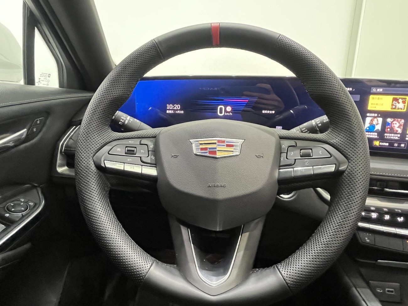 Cadillac XT4 2023