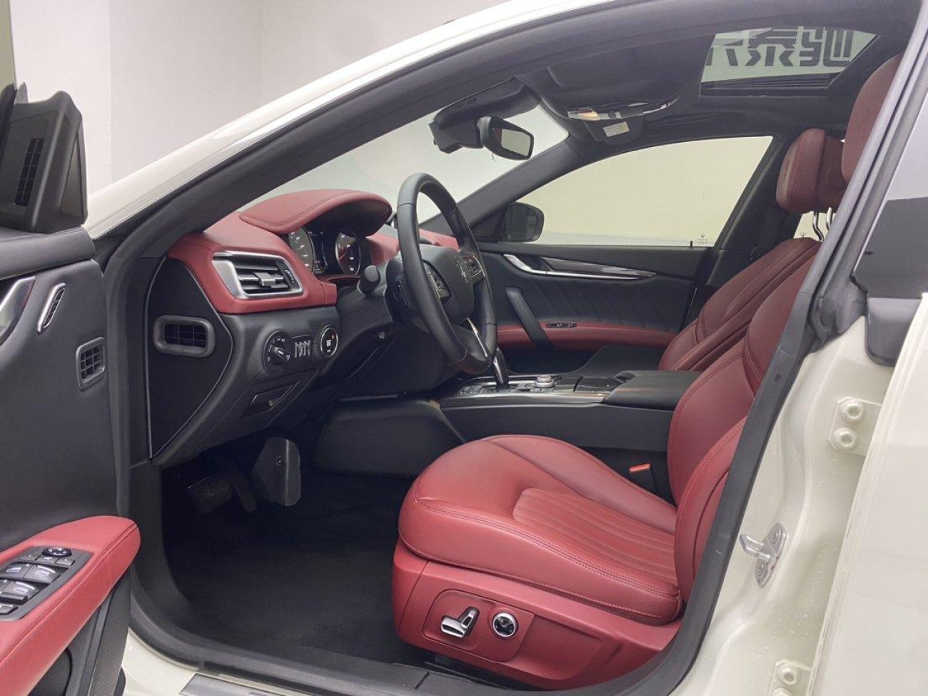 Maserati Ghibli 2021