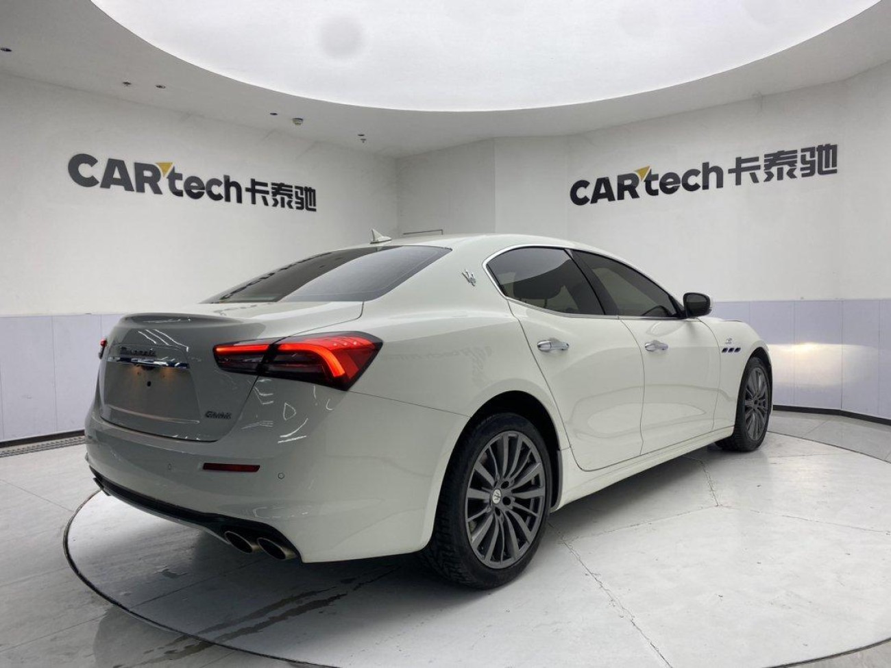 Maserati Ghibli 2021