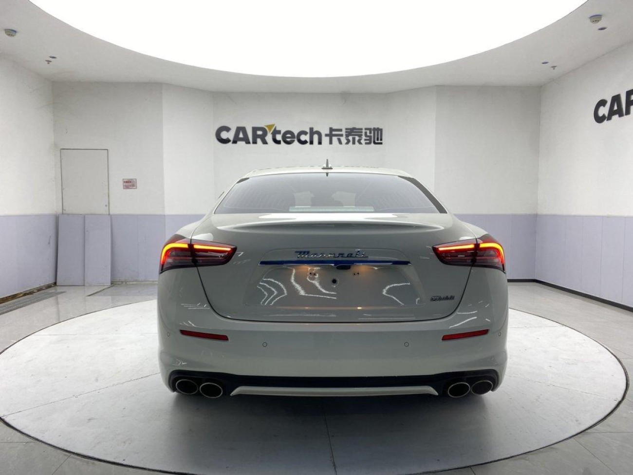 Maserati Ghibli 2021