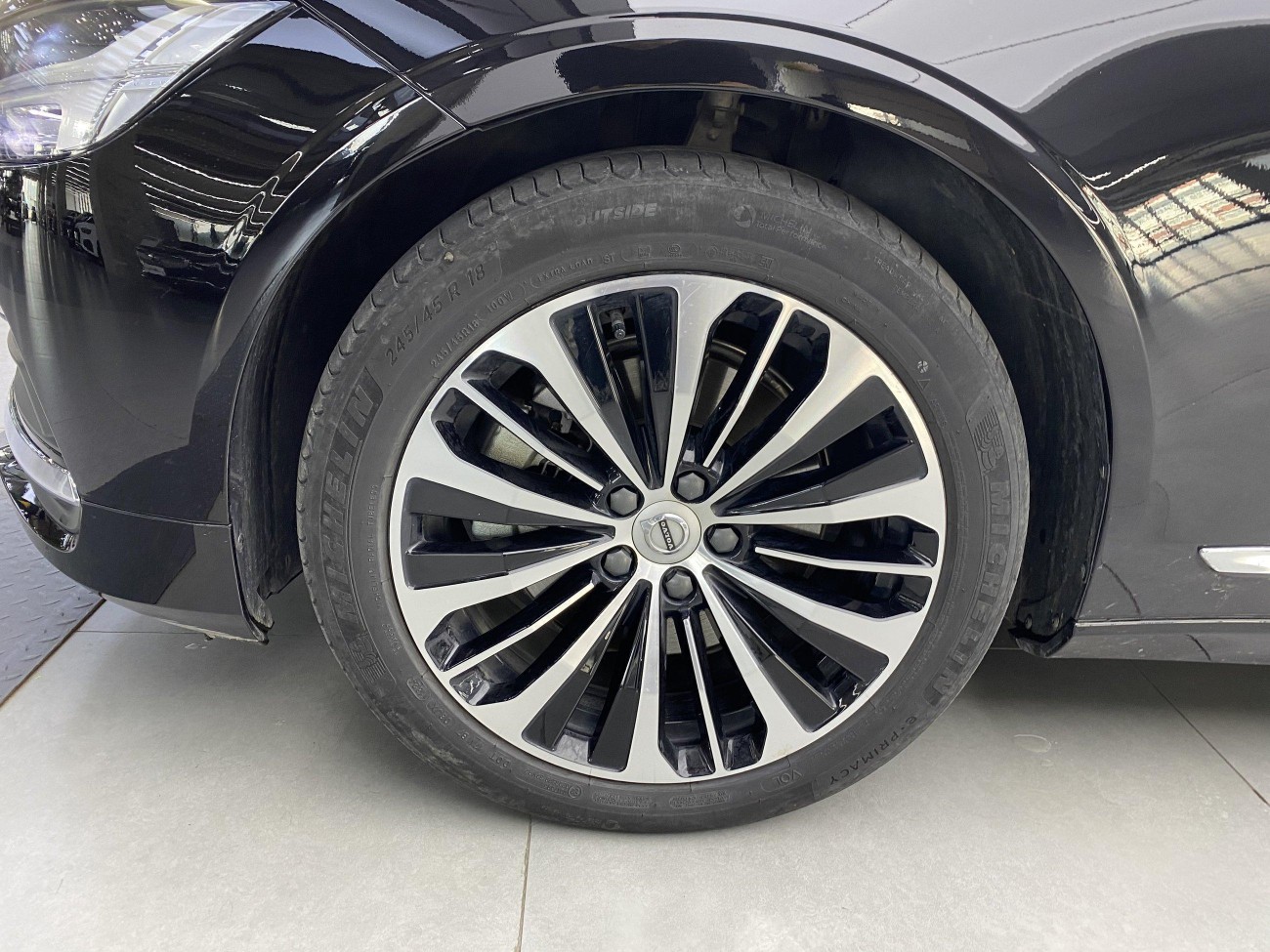 Volvo S90 2024