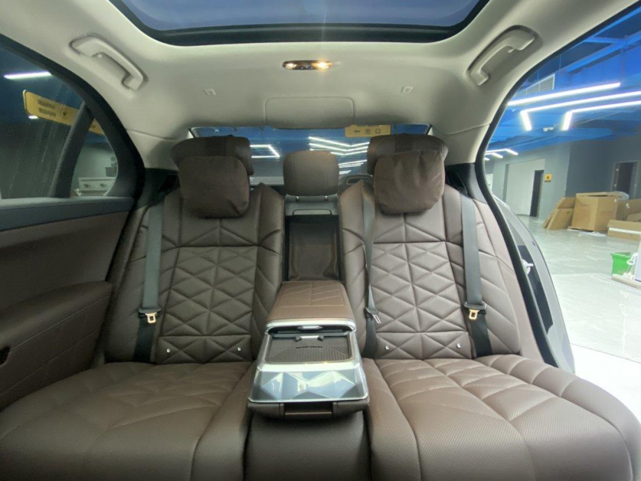 BMW 735Li 2024
