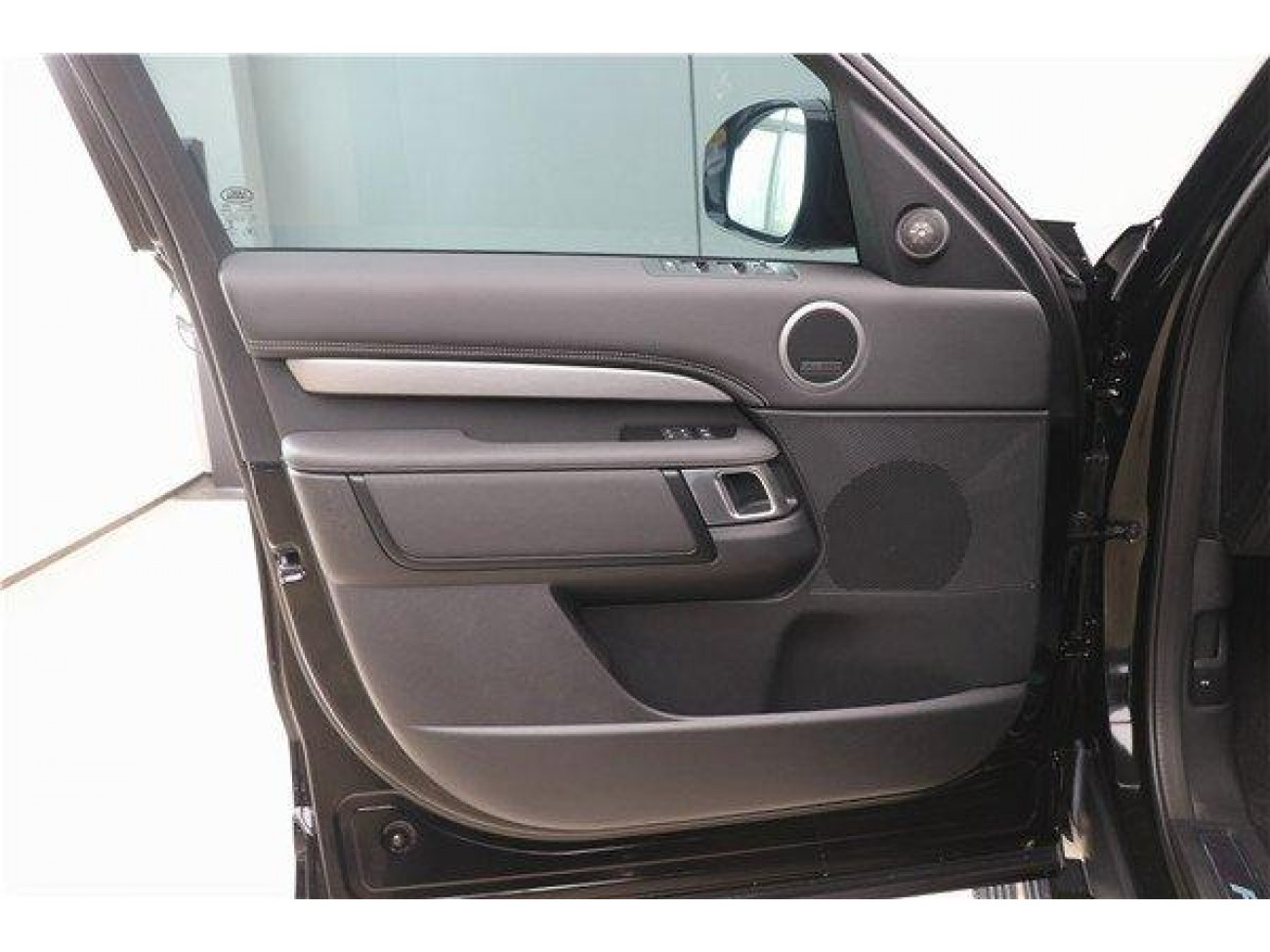 Land Rover Discovery 2022