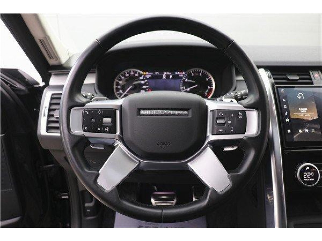 Land Rover Discovery 2022