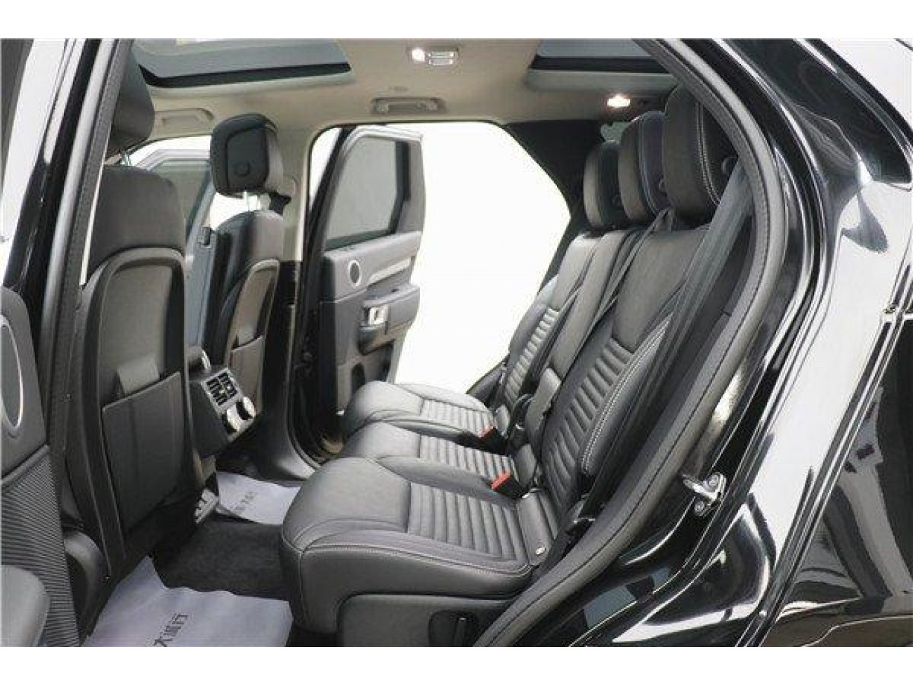 Land Rover Discovery 2022
