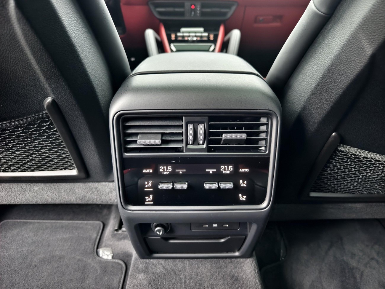 Porsche Cayenne 2023