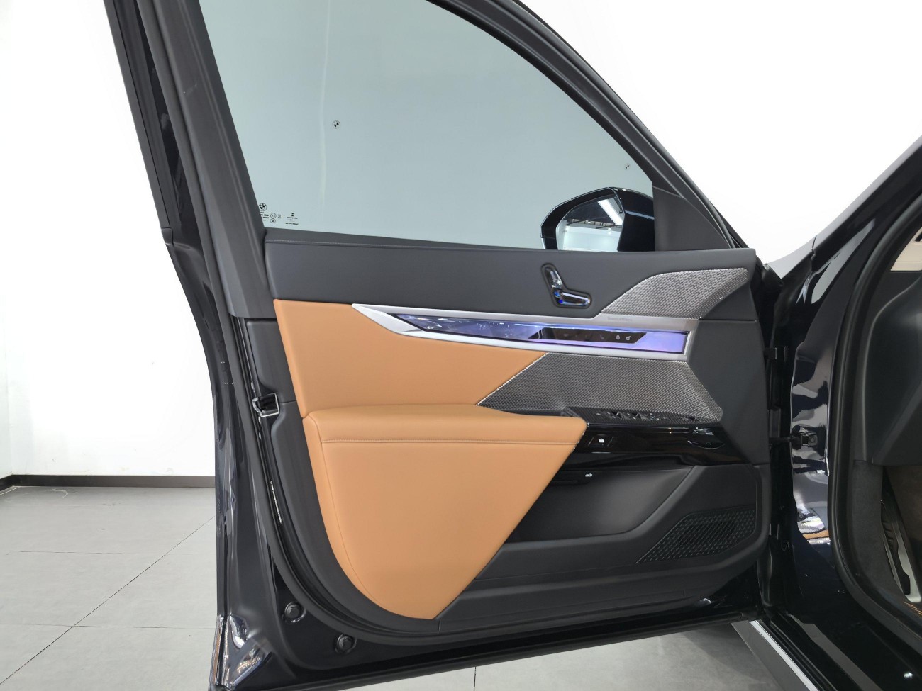BMW 735Li 2023