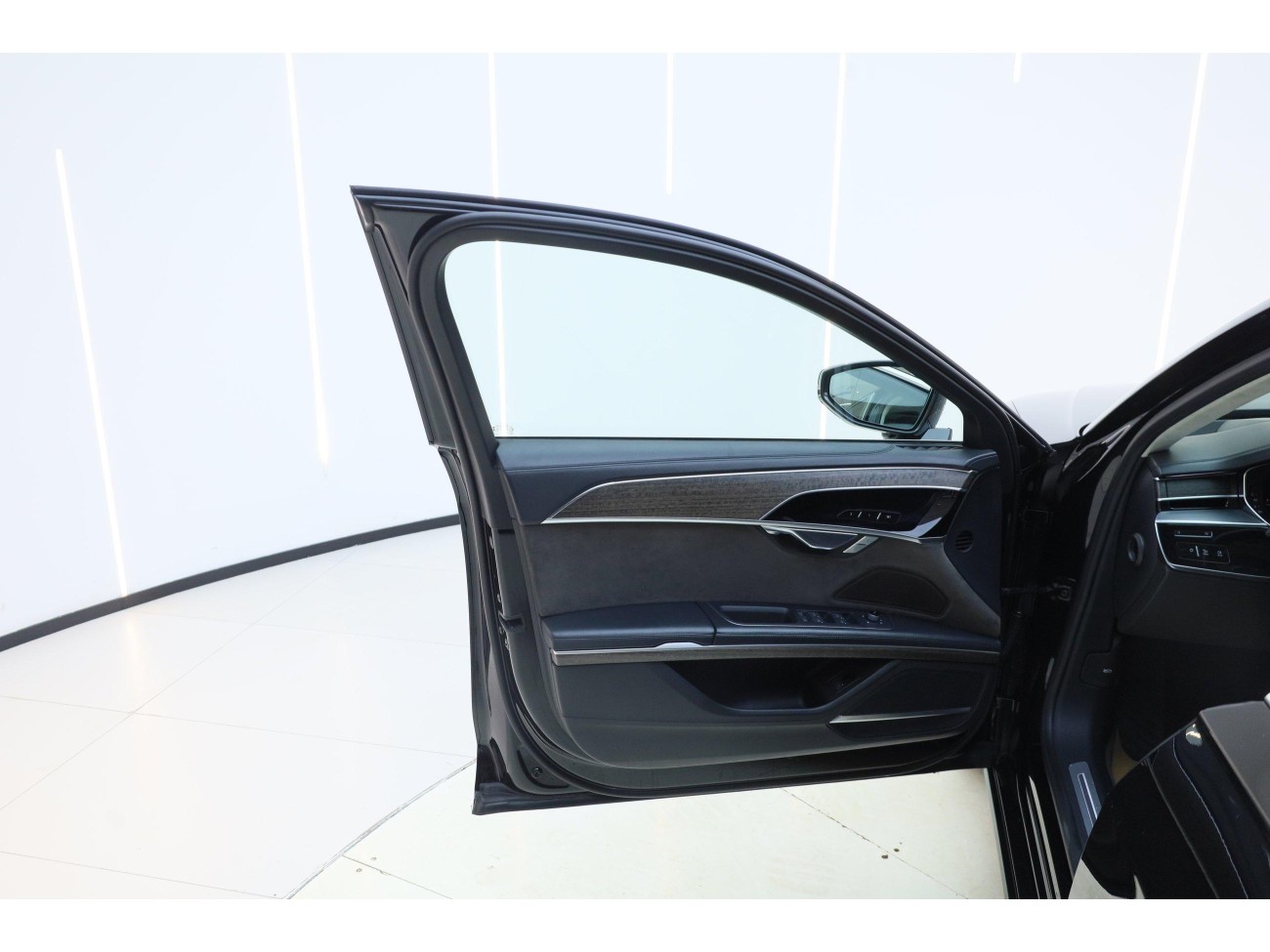 Audi A8L 55 TFSI 2020