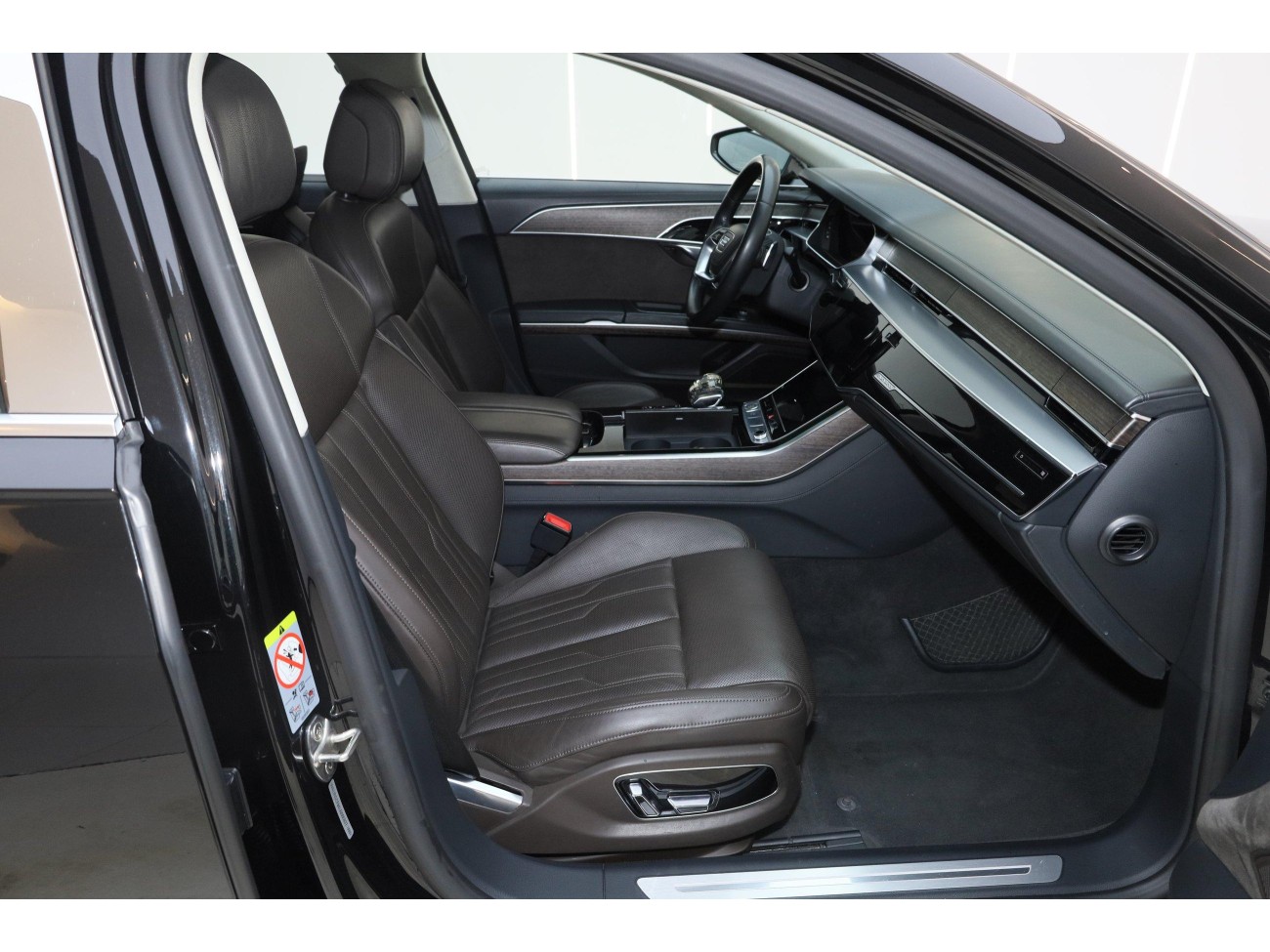 Audi A8L 55 TFSI 2020