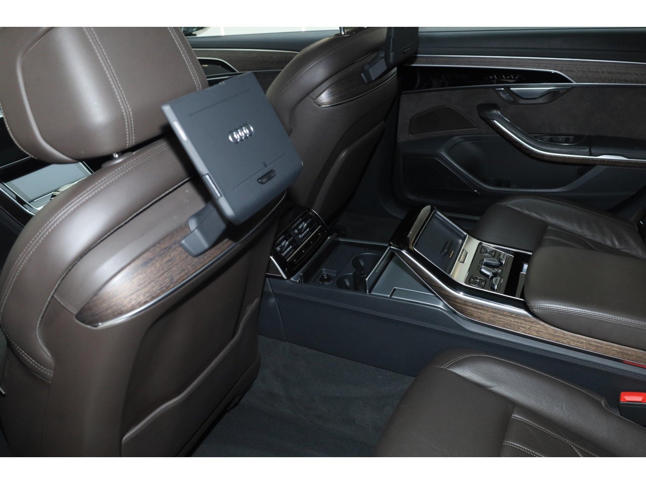 Audi A8L 55 TFSI 2020