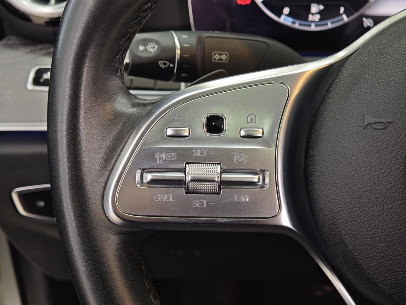 Mercedes-Benz CLS 300 2019