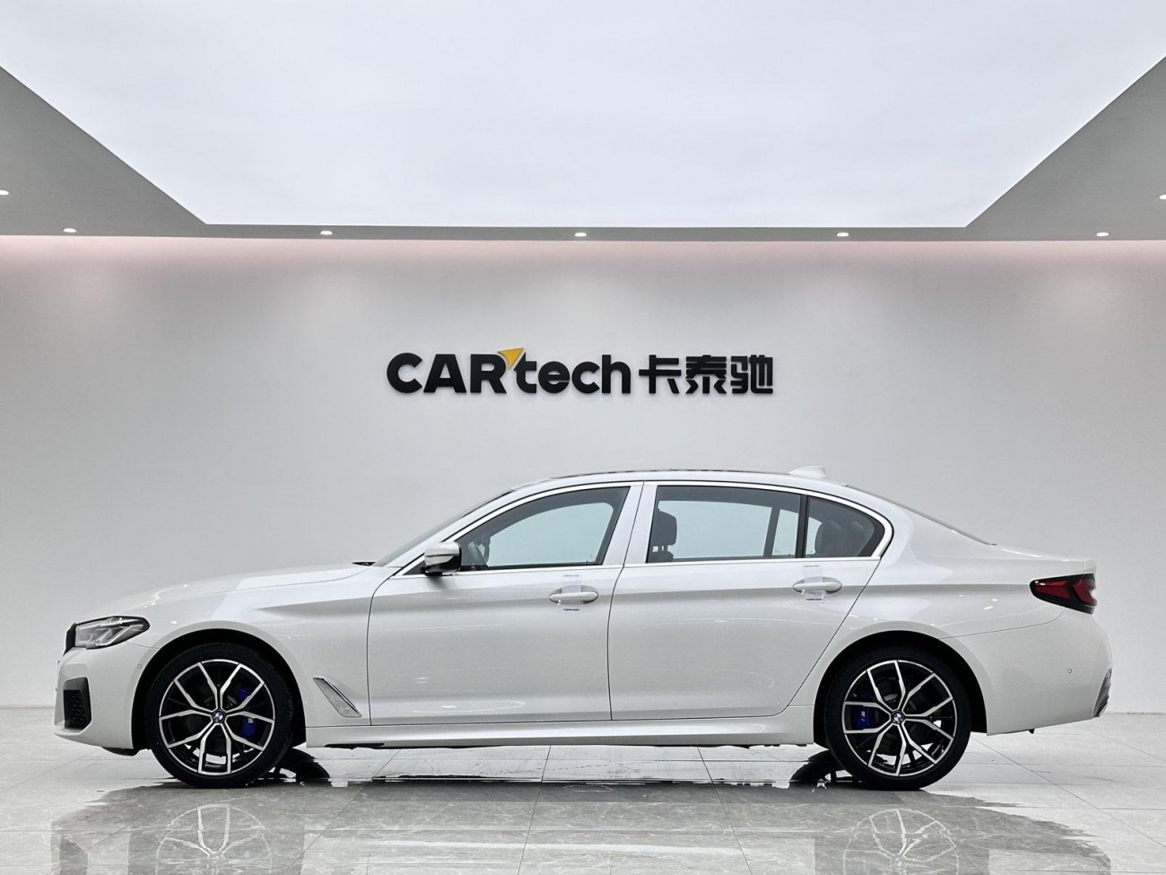 BMW 530Li 2021