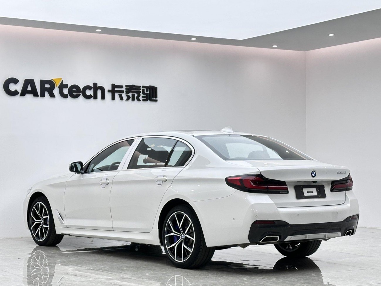 BMW 530Li 2021