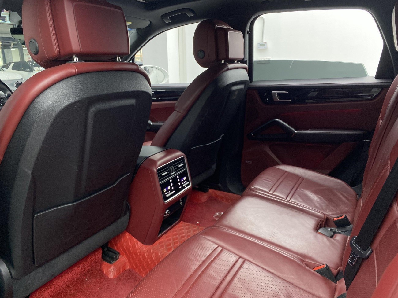 Porsche Cayenne 2020