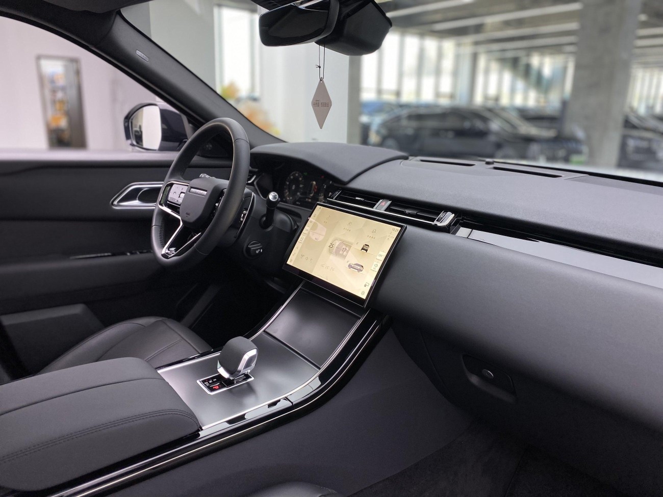 Land Rover Range Rover 2023