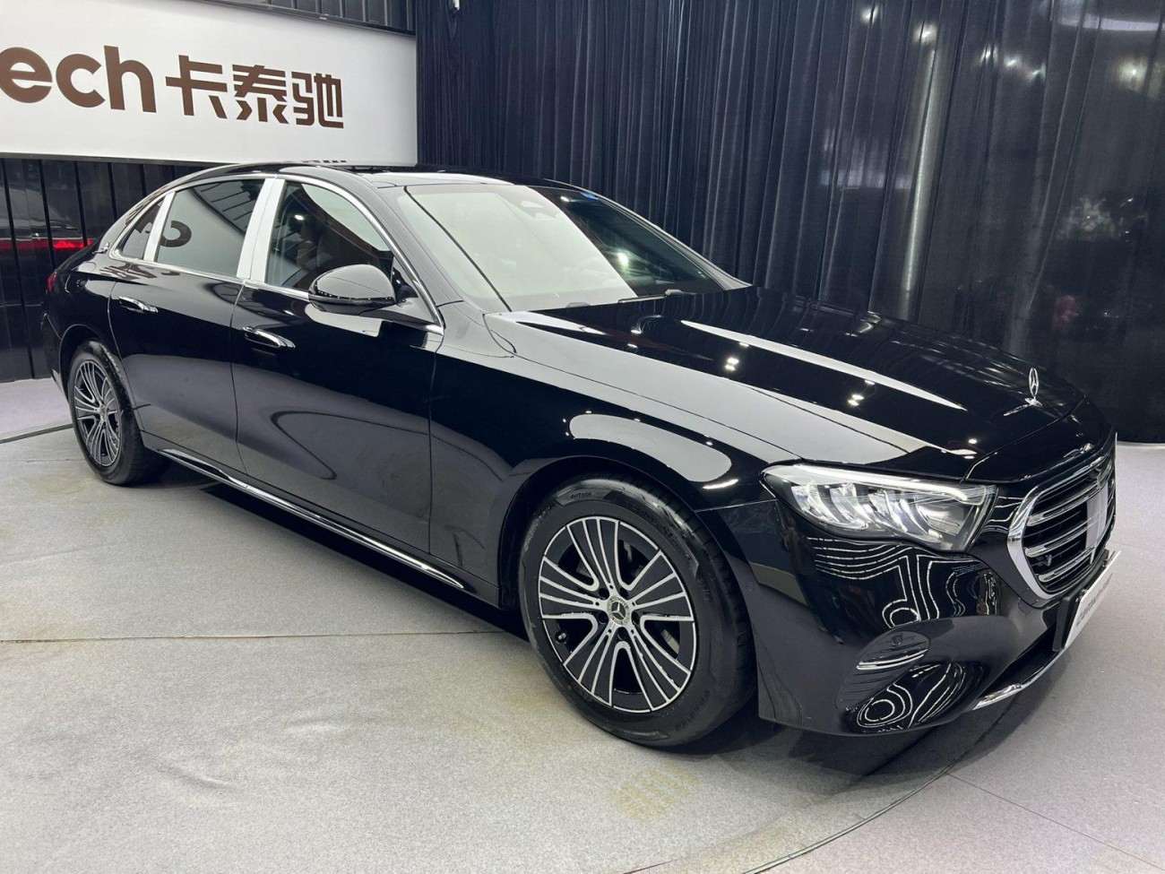 Mercedes-Benz E 260 L 2025