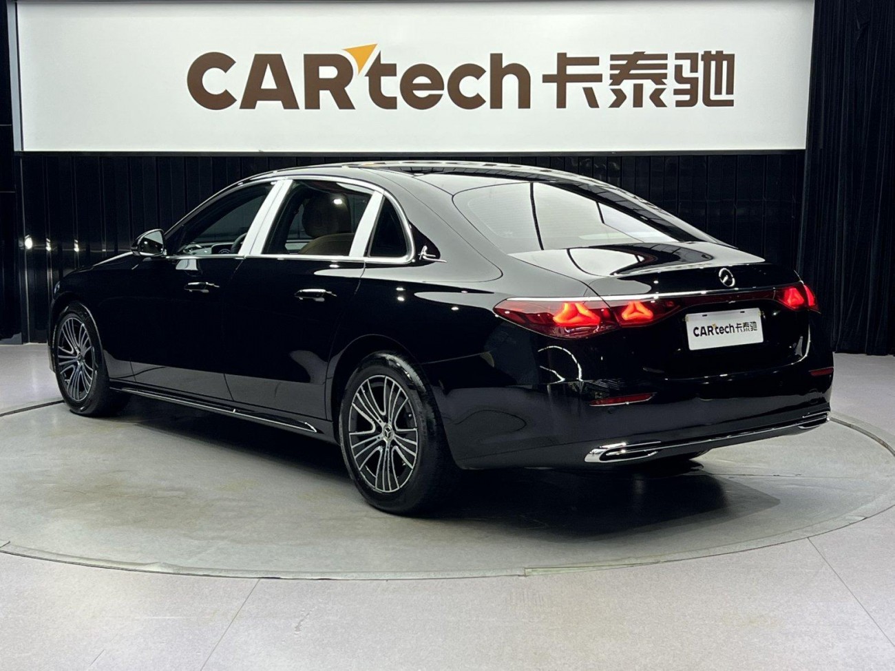 Mercedes-Benz E 260 L 2025