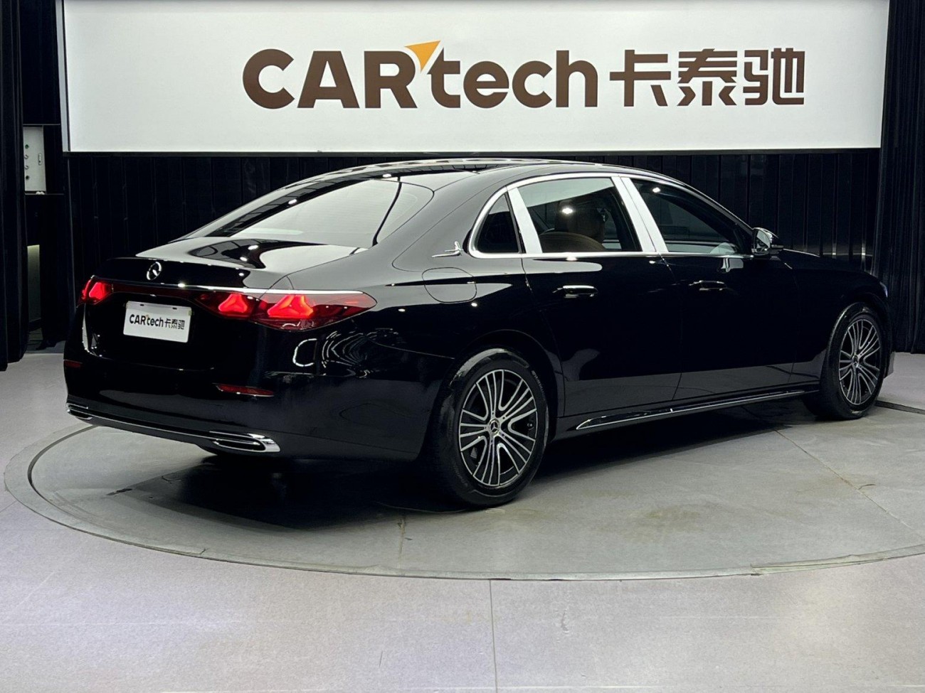 Mercedes-Benz E 260 L 2025