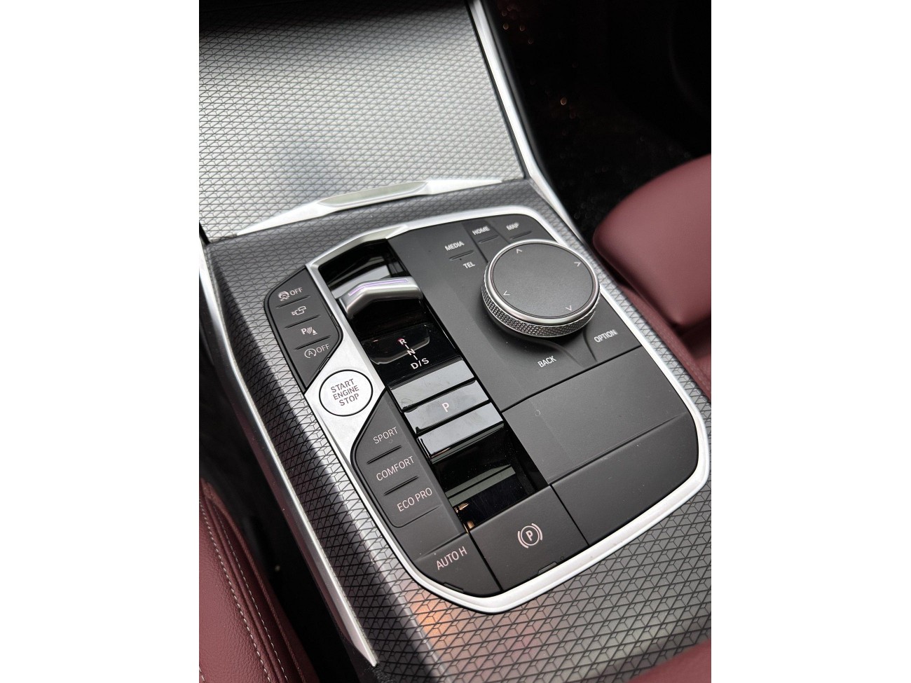 BMW 325Li 2023