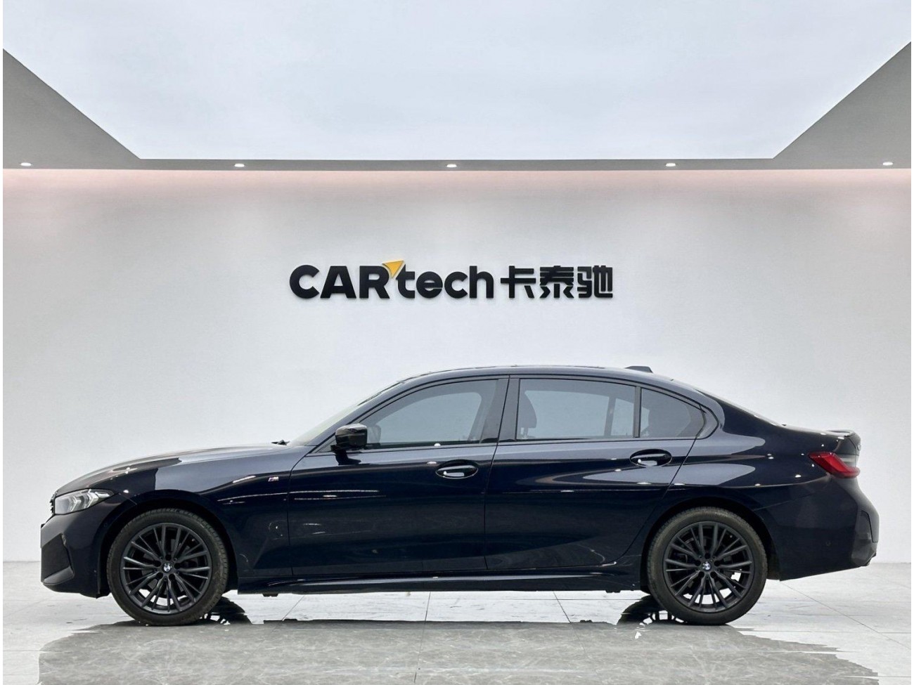 BMW 325Li 2023