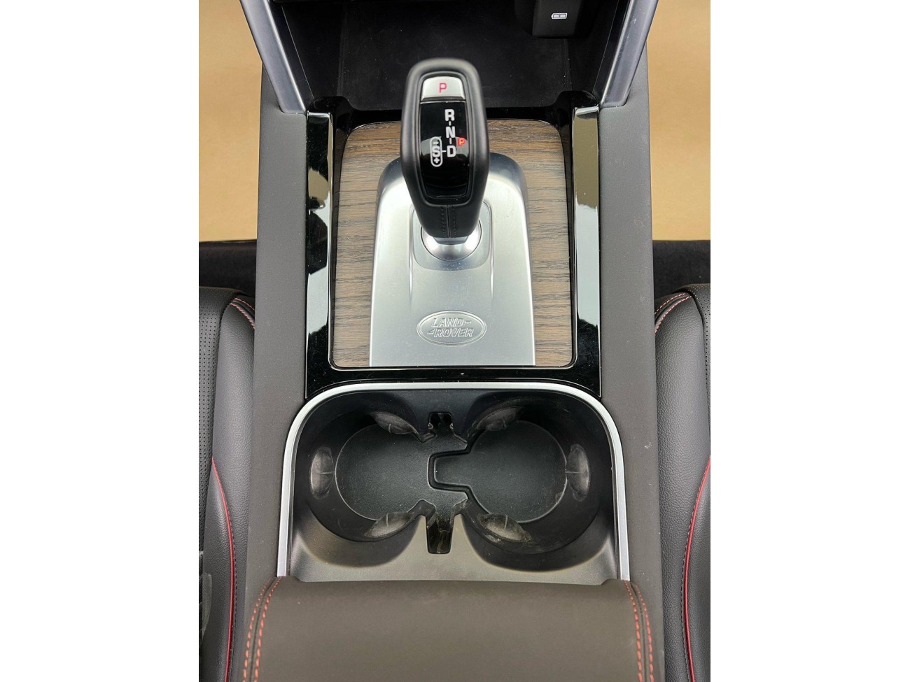 Land Rover Discovery Sport 2022