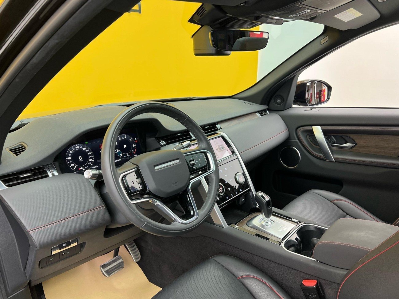 Land Rover Discovery Sport 2022