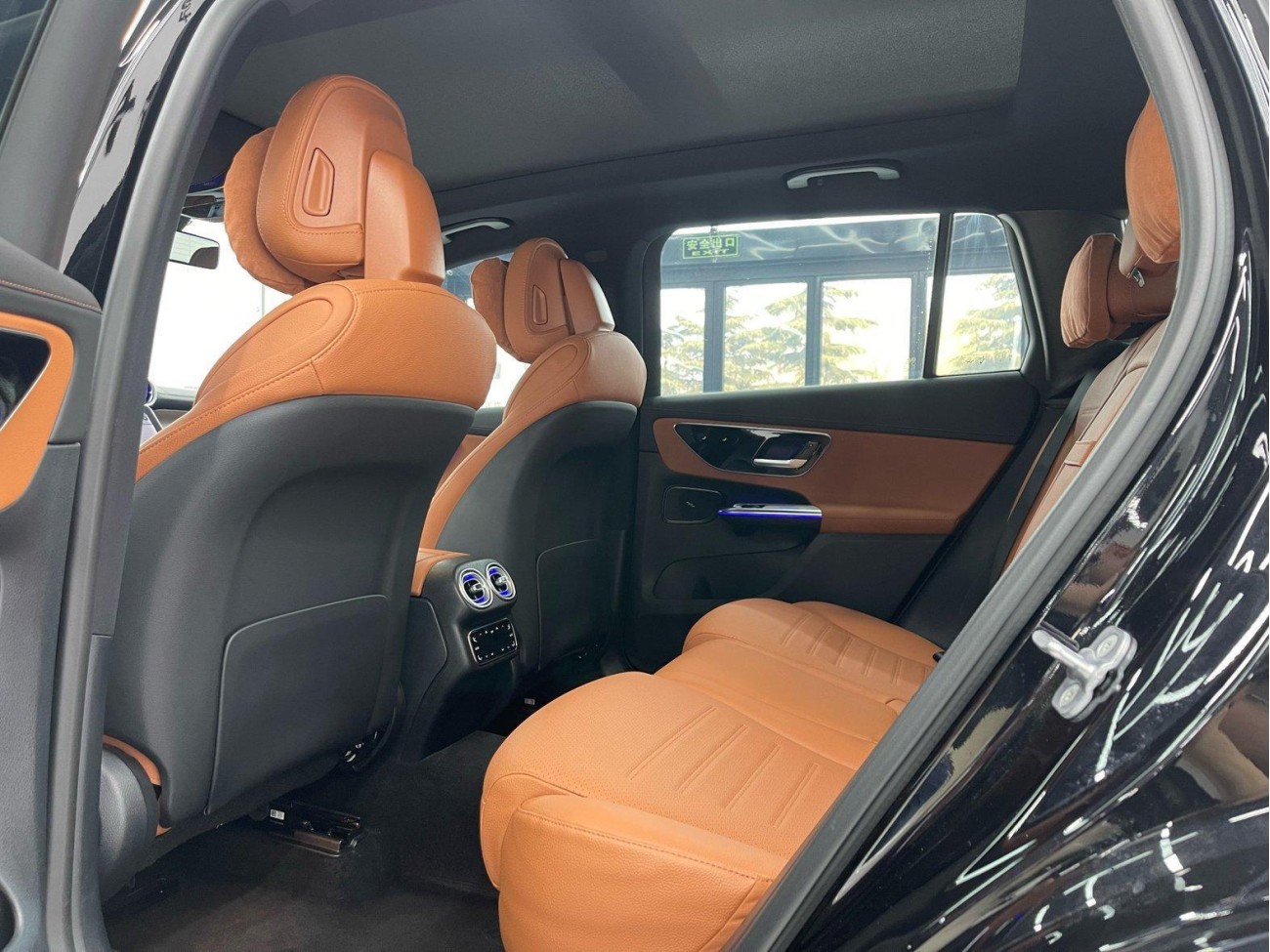 Mercedes-Benz GLC 300 L 2024