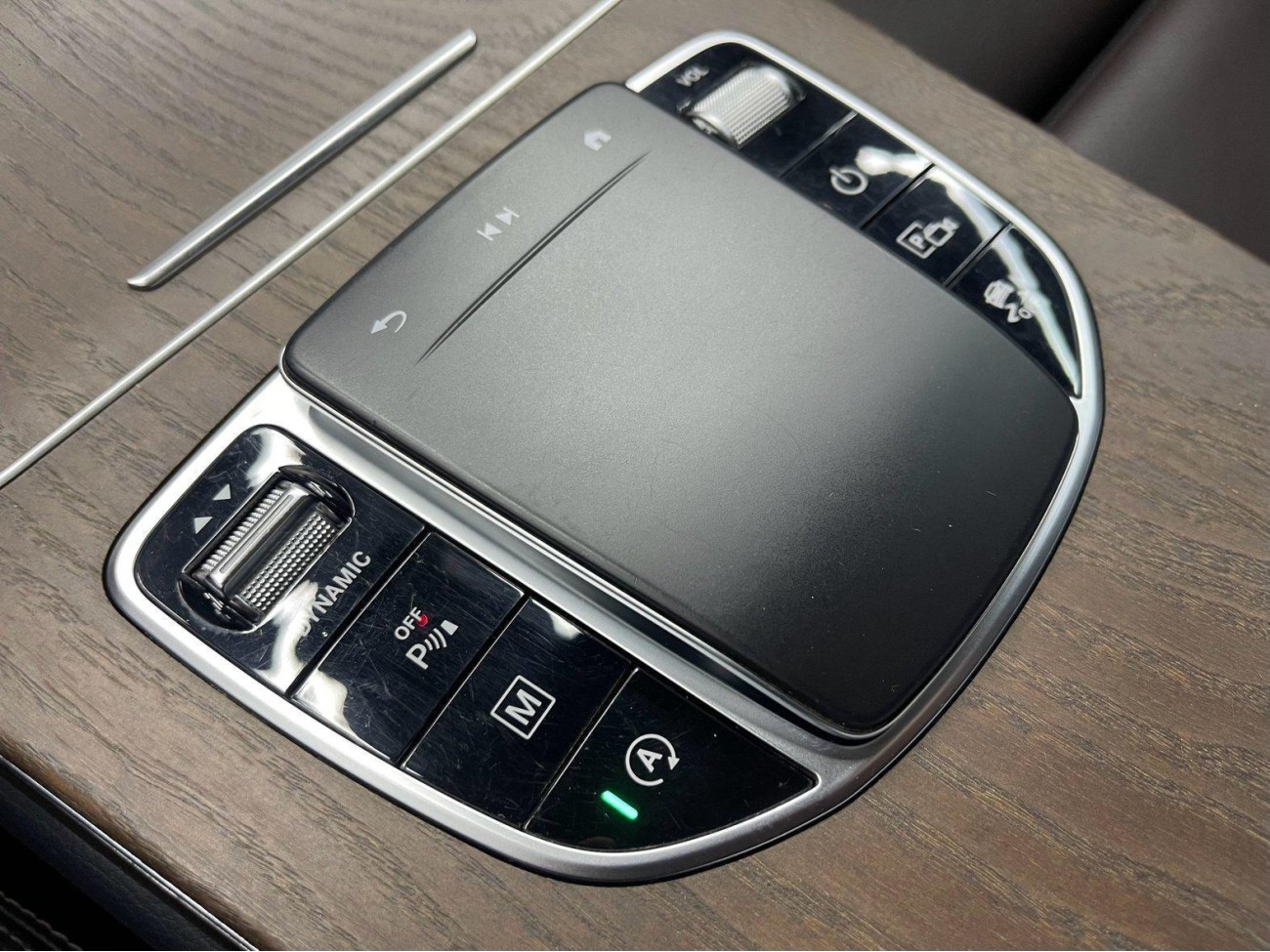 Mercedes-Benz GLC 300 L 2022