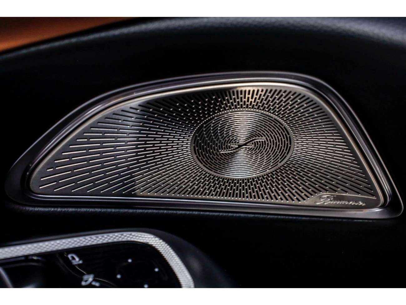 Mercedes-Benz E 300 L 2025